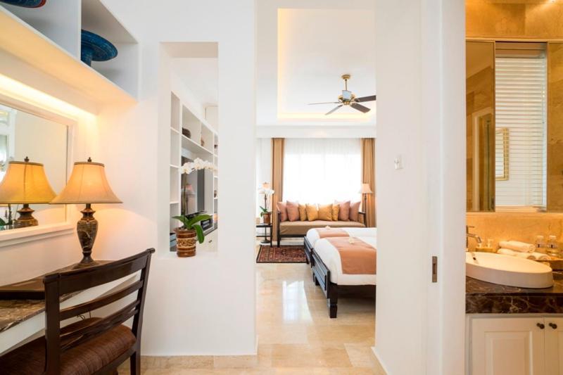 The Colony Hotel Bali Семиняк Екстериор снимка